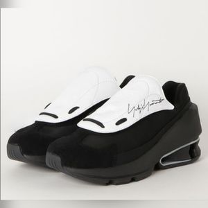 Y-3 Womens Sukui Trainers Black/​White